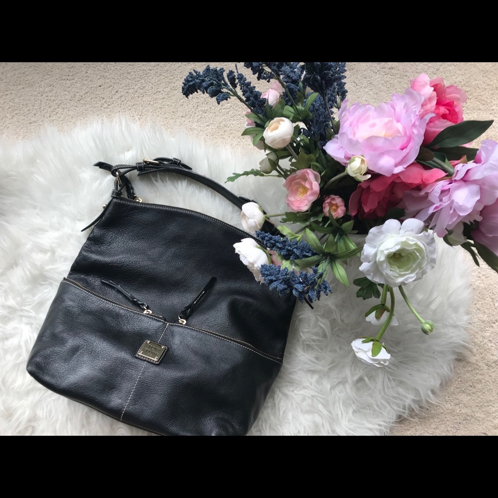 Dooney & Bourke black hobo bag